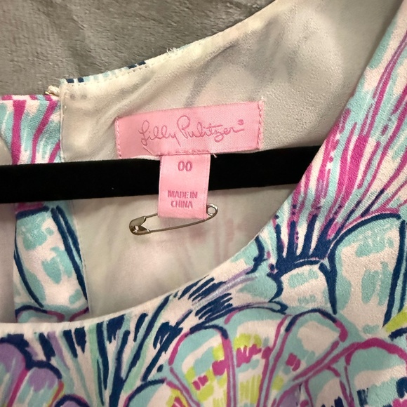 Lilly Pulitzer Shell Matching skirt and crop top set - Picture 4 of 5